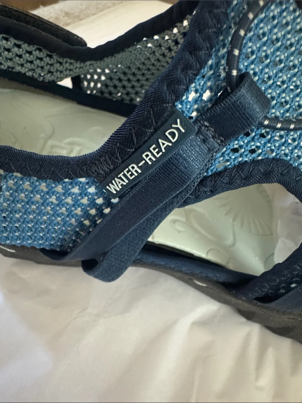 Like New, JBU Sport  water easy mesh sandals .